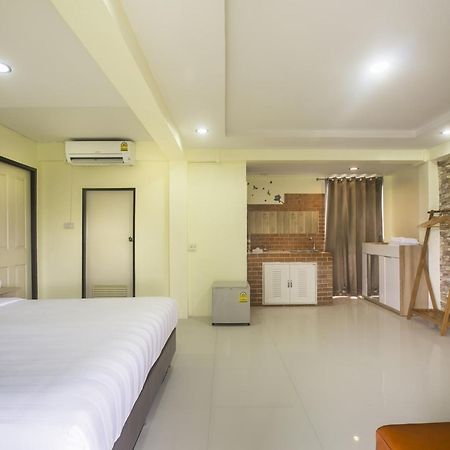 Petchsiri Room เพชรสิริรูม Ban Sai Mai Exterior foto